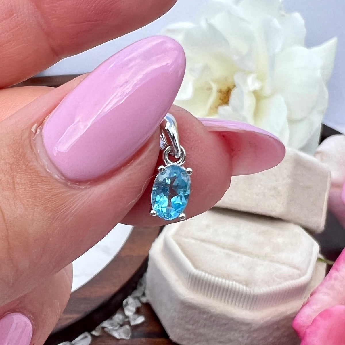 Swiss Blue Topaz Silver Pendant Swiss Blue Topaz Pendant Blue Topaz  Pendant Necklace Blue Topaz Crystal Blue Topaz Faceted